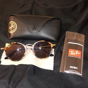 Ray Ban Round Icon Sunglasses